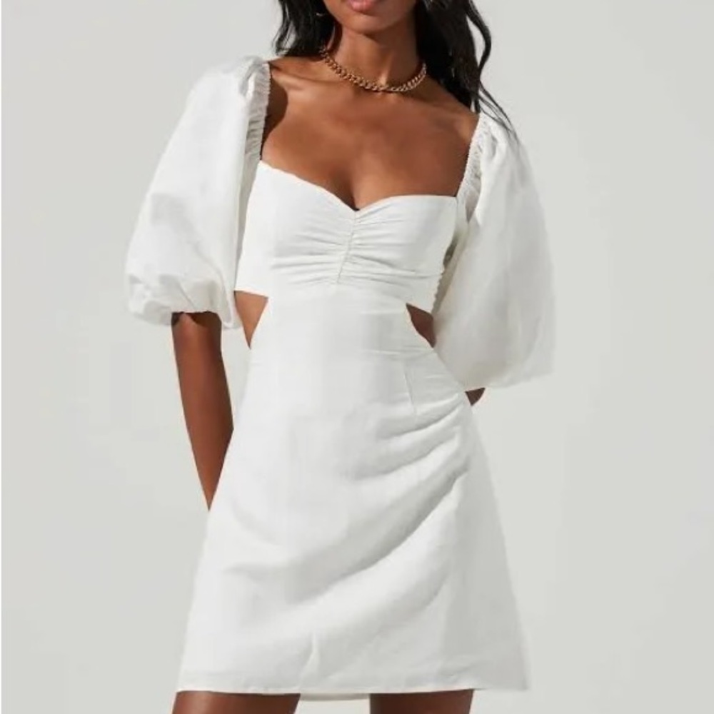 ASTR the label White Sweetheart Puff Sleeve Mini Dress